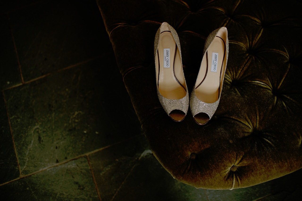 How to Find Awesome Designer Shoes for Less